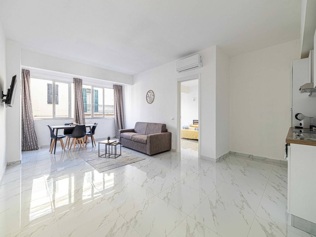 Apartamento entero, Piso céntrico de 1 hab. y 4 plazas en Ventimiglia in Ventimiglia (Ciudad), Ventimiglia