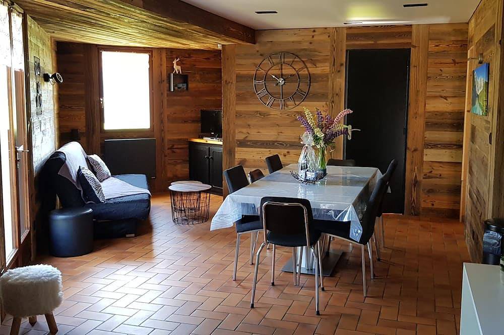 Appartement en chalet (classé 3*) pour 6-7 personnes, vue superbe in Le Praz de Lys, Taninges