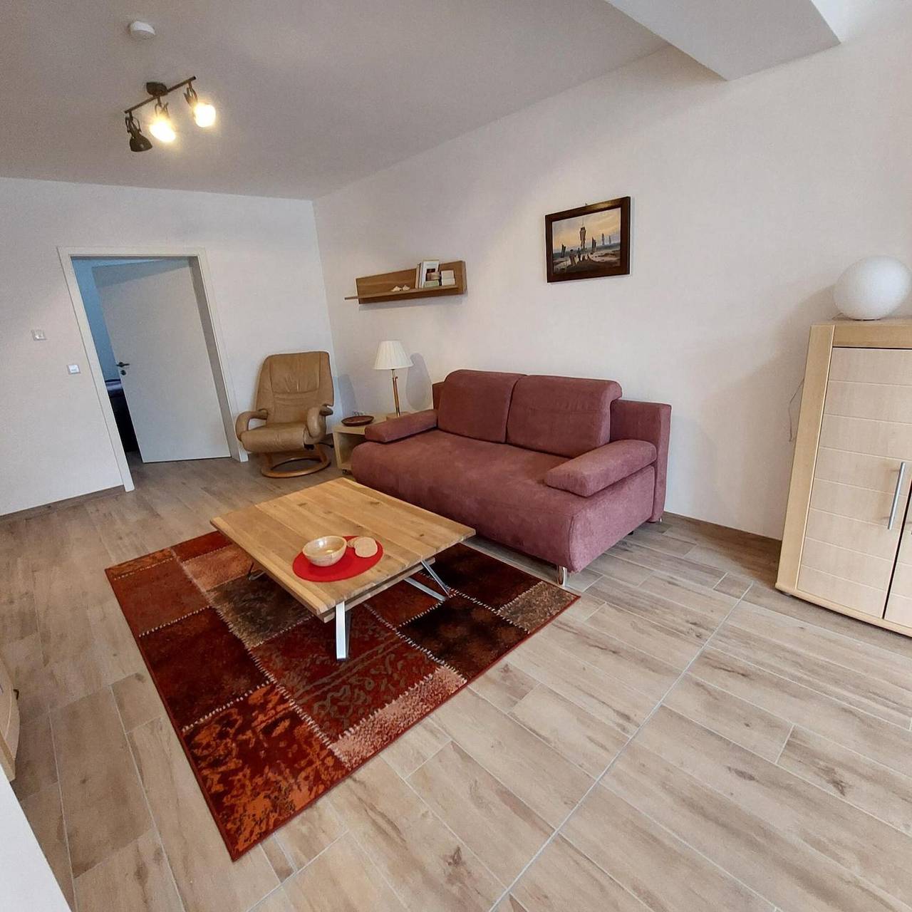 Ganze Wohnung, Ferienwohnung 'Ruhig Und Zentral' mit Wi-Fi in Schwerin, Schweriner See