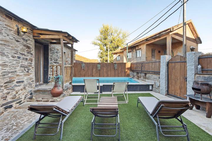 Casa de férias para 10 pessoas, com jardim, com animais de estimação em Distrito de Aveiro