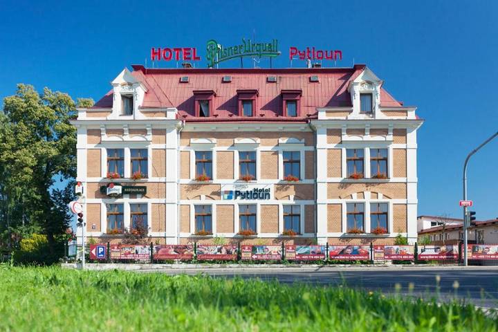 Hotel für 4 Personen, mit Garten in Liberec - 2