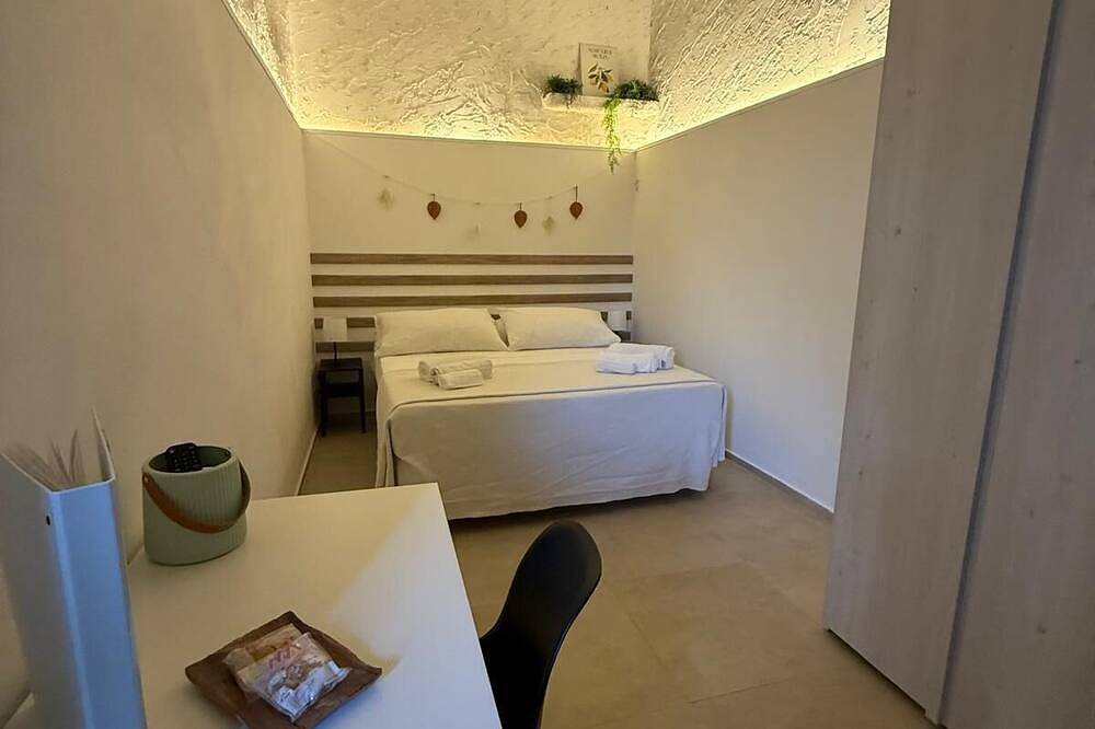 Here, every detail is designed to make you feel at home. Amati Home in Floridia, Provincie Syracuse