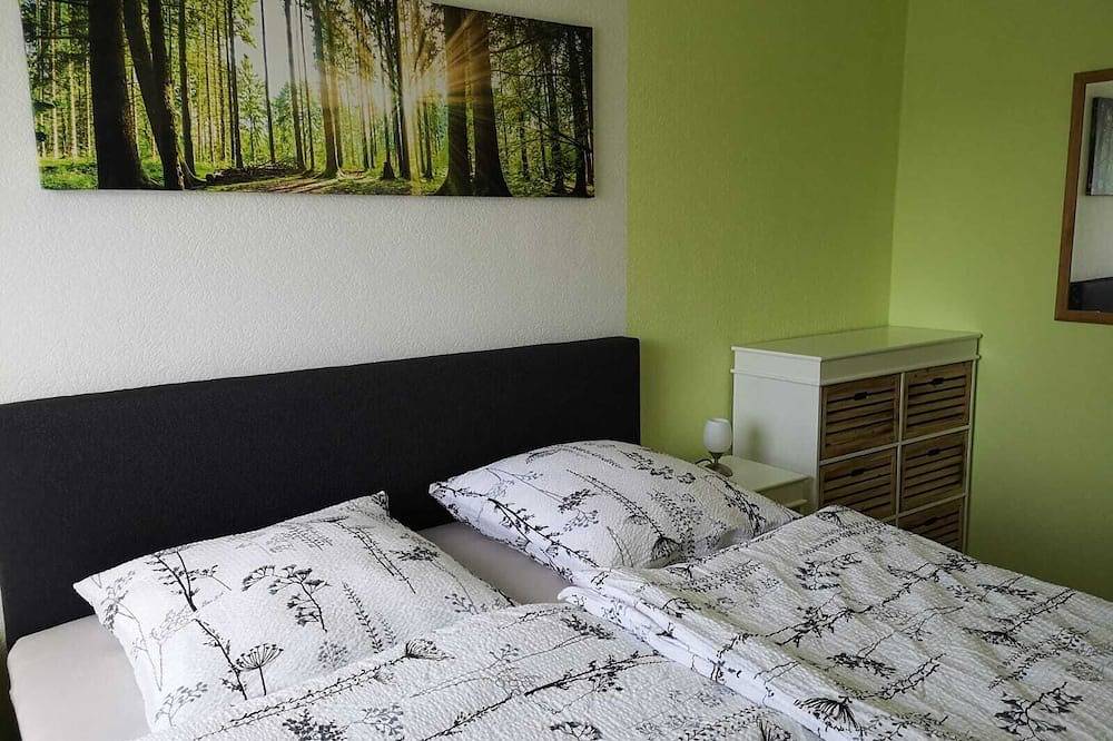 Ganze Wohnung, In the heart of the Hochsolling, quiet renovated apartment with terrace in Silberborn, Holzminden