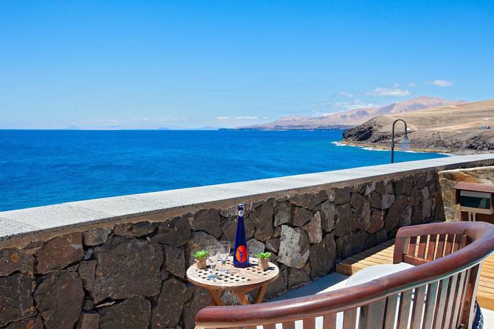 Ferienhaus für 6 Personen, mit Terrasse und Garten in Puerto Calero Marina - 2