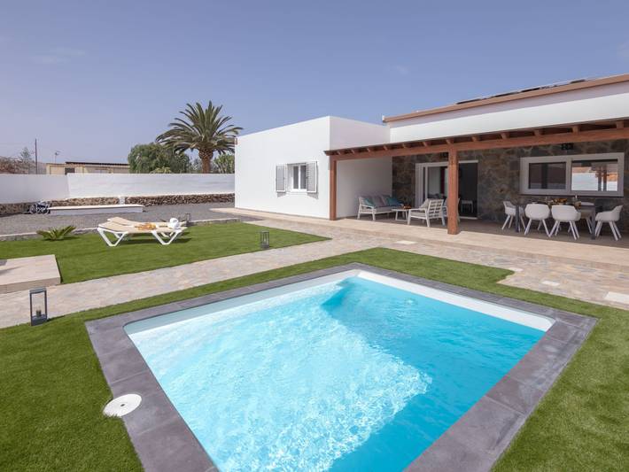 Casa vacanza per 2 persone, con Terrazza e Giardino nonché Piscina a Villaverde