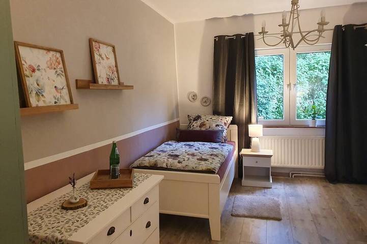 Ferienhaus für 6 Personen, mit Terrasse und Garten sowie Sauna in Extertal - 3