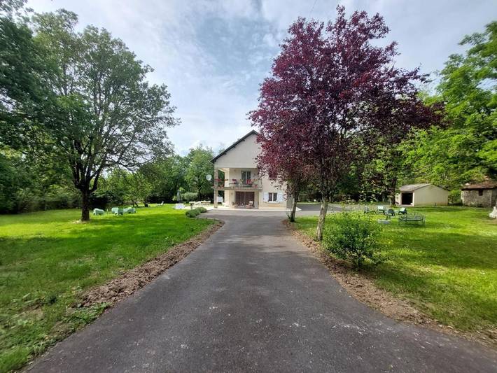 Location de vacances pour 4 personnes, avec vue et jardin à Villefranche-de-Rouergue - 3