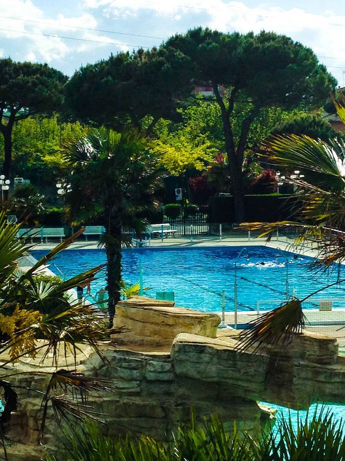 Mobil-home avec climatisation, terrasse et piscine in Riccione, Province de Rimini