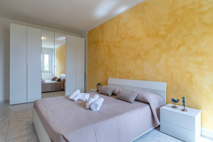 Appartamento intero, Appartamento 'Harmony' con terrazza privata, Wi-Fi e aria condizionata in Nulvi, Provincia di Sassari