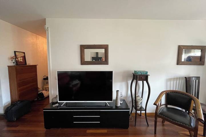 Gîte pour 4 personnes dans Gare Du Bourget - 2