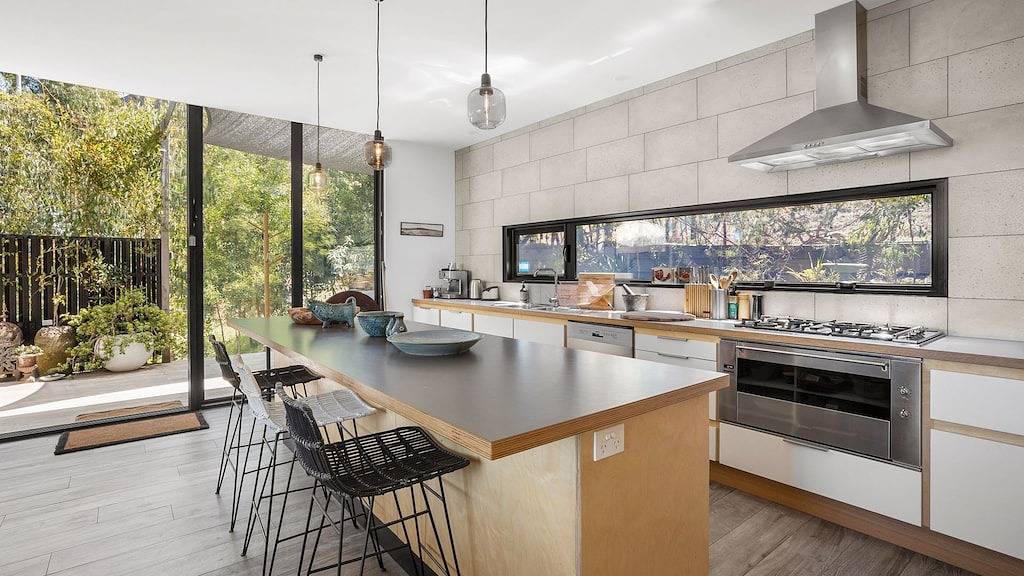 Tucker House - Zeitgenössisches Design in Wye River, Colac Otway Shire