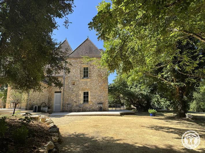 Gîte for 6 people, with Terrace and Garden as well as Pool and View in 