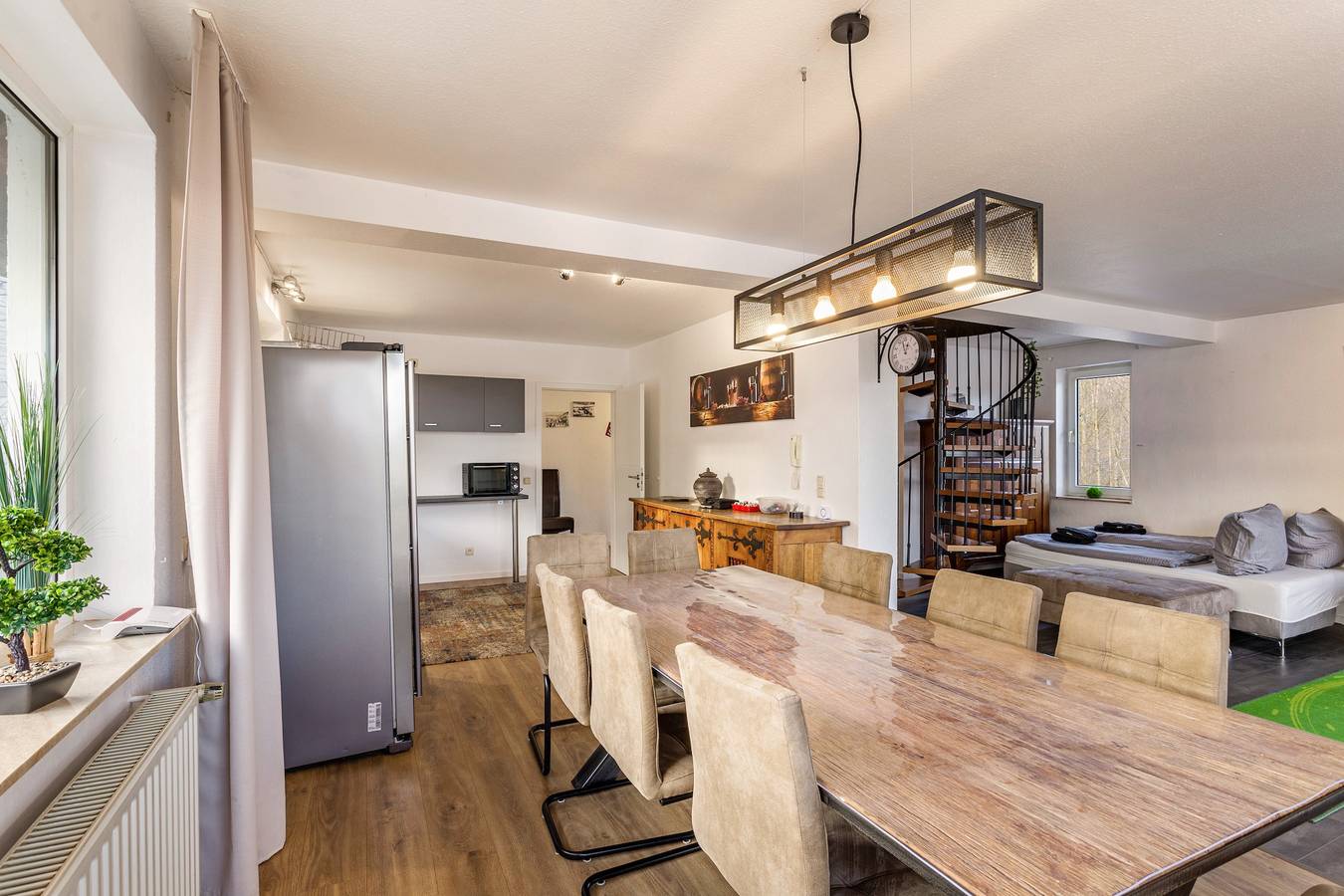 Ganze Wohnung, Ferienwohnung 'Piste 1' mit Gemeinschaftsterrasse, Balkon und Wi-Fi in Willingen, die Mittelgebirge