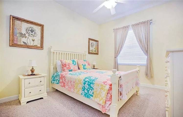 Vacation rental for 6 people, with pool and yard as well as balcony in Estero