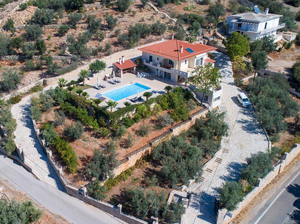 Villa with Sea View in Xiropigado, Kinuria