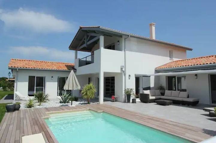 Casa de vacaciones para 10 personas, con jardín y balcón - 1
