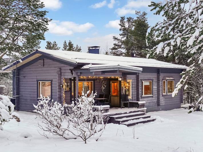 Ferienhaus für 6 Personen, mit Terrasse und Sauna in Finnland