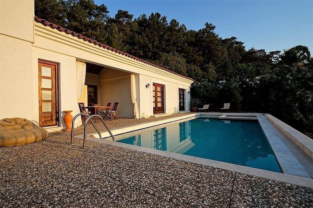 Fig Tree Villa, private pool & whirl pool, seclusion, privacy, spectacular views in Türkische Ägäis