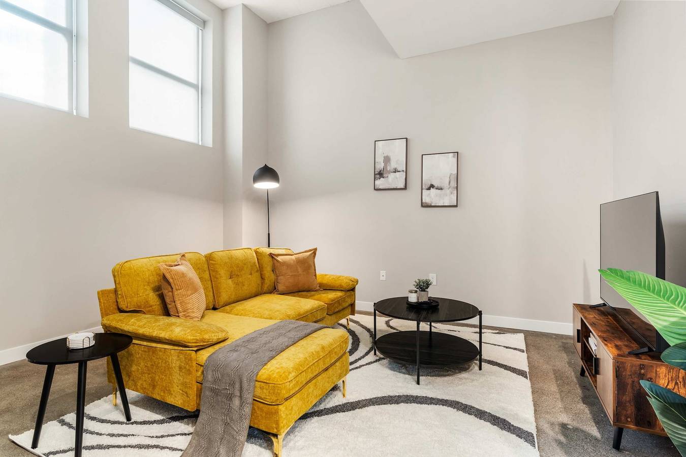 Ganze Wohnung, Cozysuites Otr Downtown 1Br w gym rooftop in Cincinnati, Hamilton County (OH)