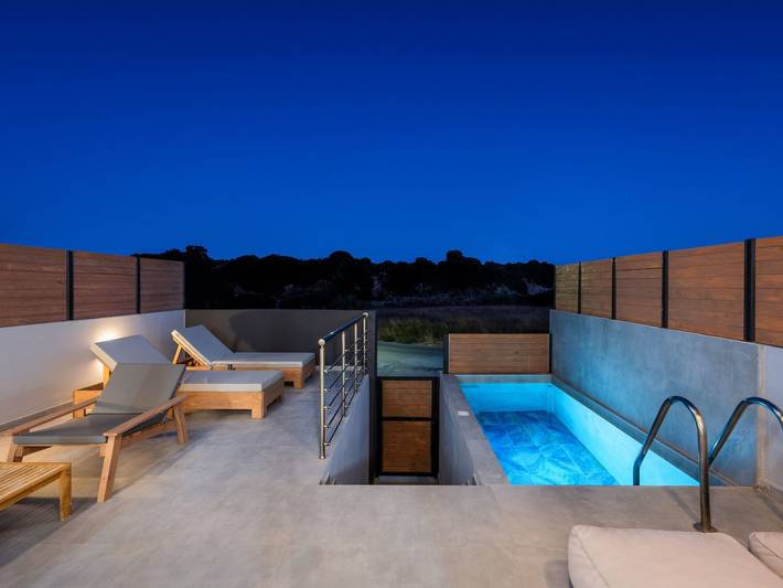 Ferienhaus für 8 Personen, mit Balkon und Pool in Rhodos Stadt