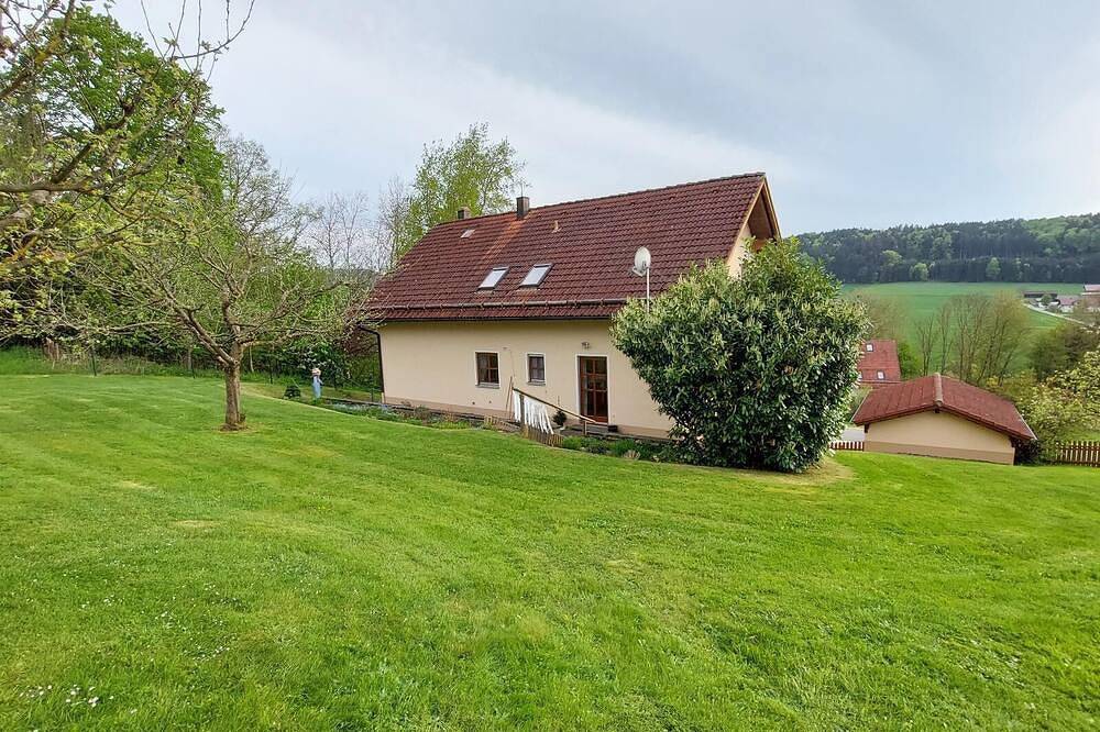 Ganze Wohnung, Ferienwohnung Energie in freundlicher Umgebung in Furth im Wald, Ostbayern