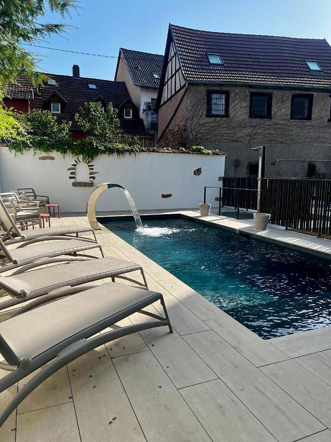 Hôtel pour 2 personnes, avec terrasse ainsi que piscine et vue à Mutzig
