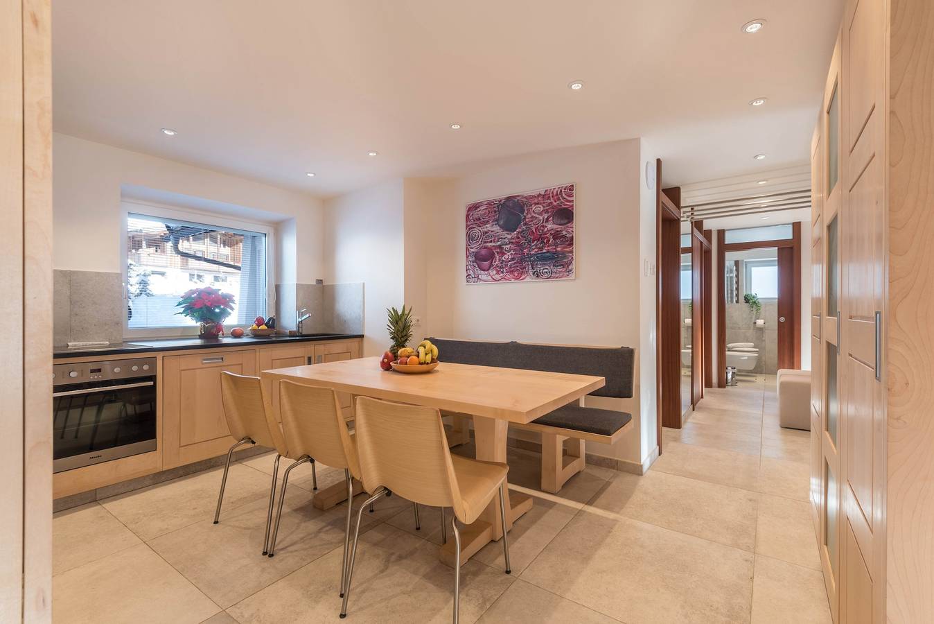Entire apartment, Apartment “Justine Wurdengeja” close to the Slopes with Mountain View in Wolkenstein, Dolomiti Superski