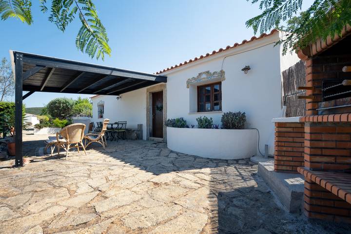Hütte für 4 Personen, mit Garten und Pool an der Algarve
