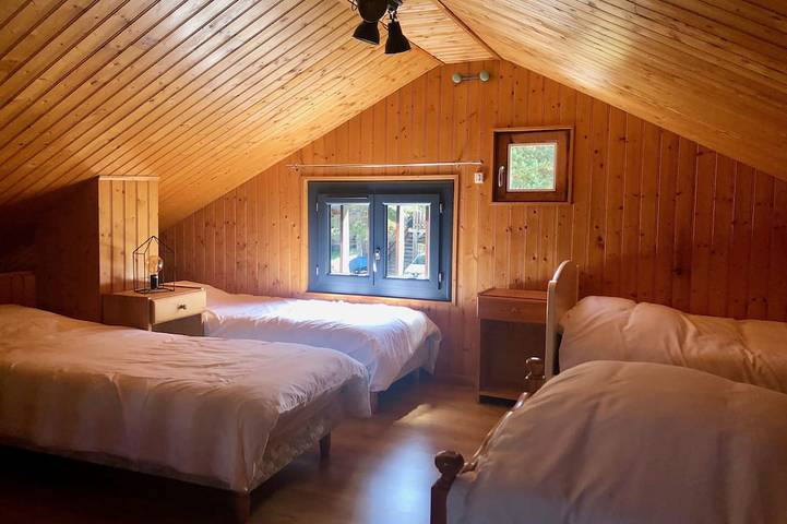 Cosy chalet close to resorts and lake many activities summer/winter 10 pl. ⛷️🥾🦌 in Matemale, Parque Natural Regional de los Pirineos Catalanes