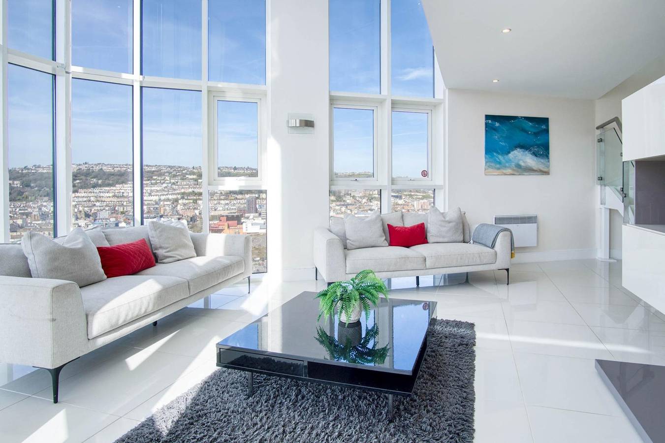 Apartamento entero, High Floor Meridian Tower - 3 Bedroom - Swansea in Swansea, Región de Swansea