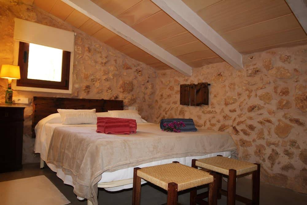 Nice cottage for a couple who loves romantic places! in S'Alqueria Blanca, Santanyí
