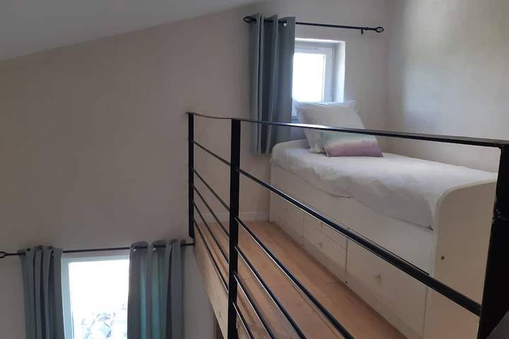 Charming Spacious Cottage In Farmhouse . in Forcalquier, Parc naturel régional du Luberon