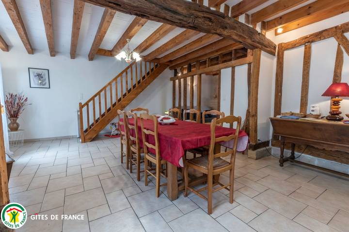 Gîte pour 8 personnes, avec Jacuzzi et Terrasse dans Marne - 4