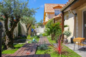 Gîte pour 4 personnes, avec jardin et terrasse à Bègles