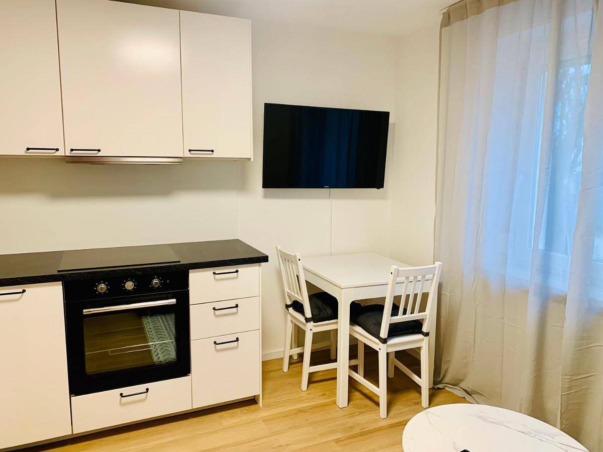 Ganze Wohnung, Modernes 1 Zimmer Appartement direkt am Wörthsee in Wörthsee, Ammersee