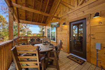 Log Cabin for 8 Guests in Pigeon Forge, Sevier County, Picture 4