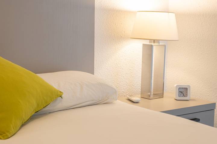 Entire apartment, Apartment 'Torresol' with Wi-Fi and Air Conditioning in Playa de la Torrecilla, Nerja