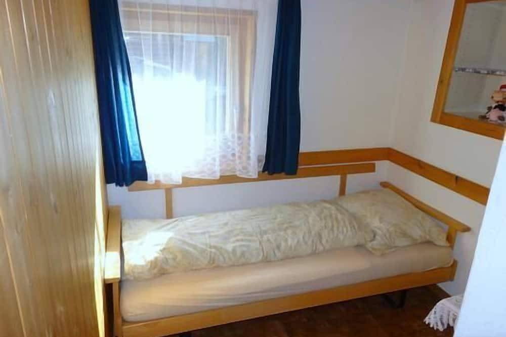 Ganze Wohnung, Ferienwohnung Zernez für 1 - 4 Personen mit 2 Schlafzimmern - Ferienwohnung in Zernez, Unterengadin