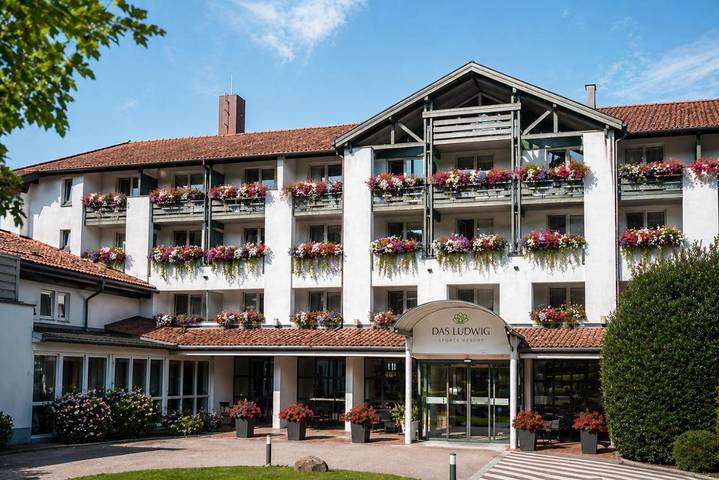 Hôtel pour 2 personnes, avec jacuzzi et jardin ainsi que sauna et piscine