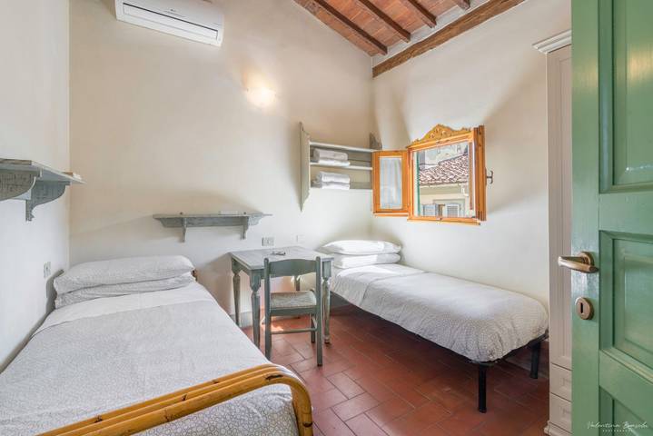 Ferienwohnung für 7 Personen, mit Balkon/Terrasse in Florenz - 2