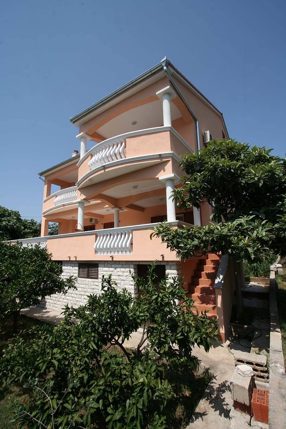 Ganze Wohnung, 2-Zimmer-Ferienwohnung mit Terrasse Biograd na Moru, Biograd A-20756-b in Biograd na Moru, Zadar