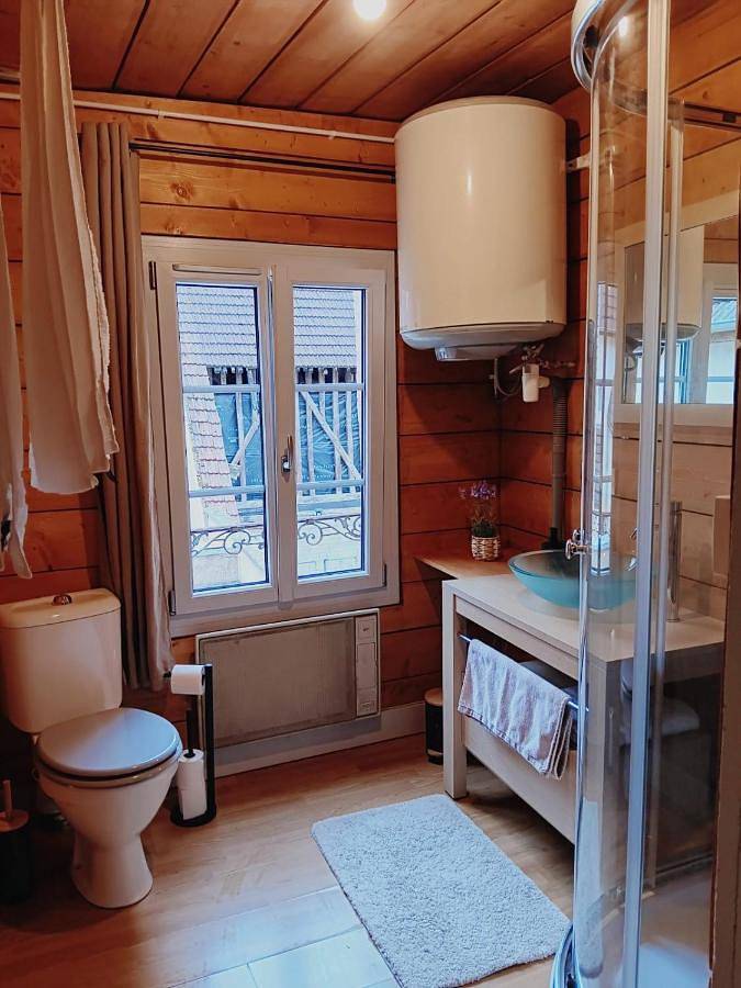 Twin Room in Auxonne, Région de Dijon