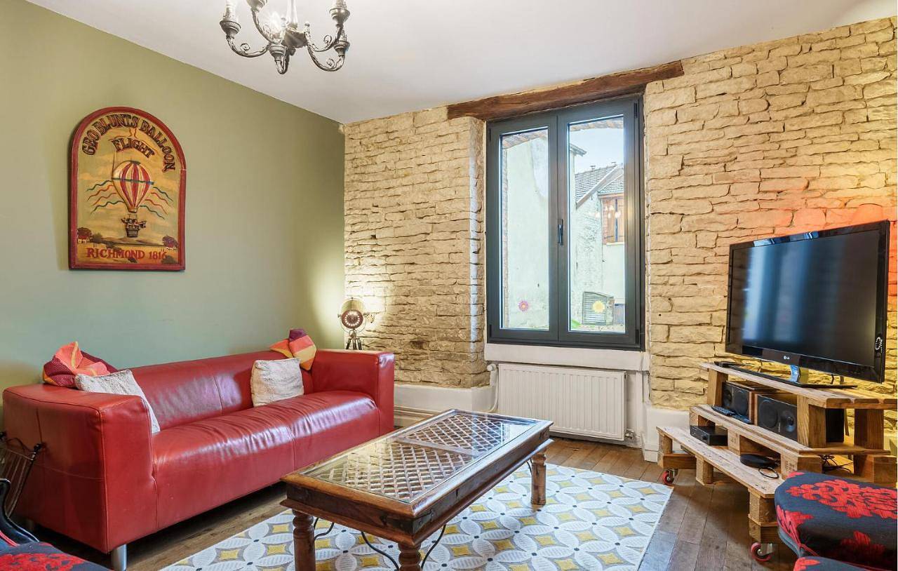 Two-Bedroom Holiday Home in Bayel, Aube