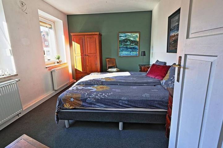 Ganze Wohnung, Bett-Haus Schneider Kätchen - Ferienhaus Vulkaneifel in Deudesfeld, Vulkaneifel