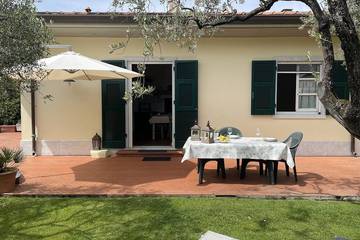 Gîte pour 2 personnes, avec jacuzzi et jardin à Carrare
