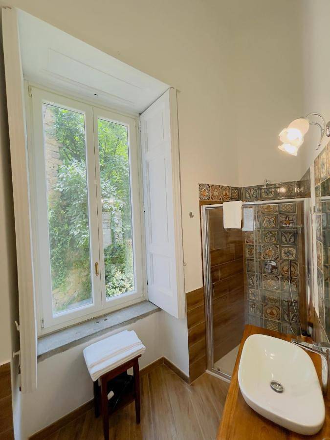 De Vivo Realty - Coco's Apartments in Meta, Sorrento Coast