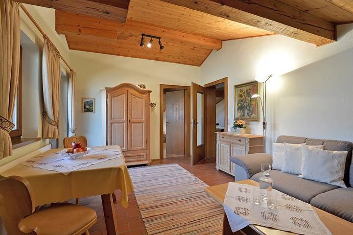 Ferienwohnung für 2 Personen, mit Balkon und Terrasse sowie Sauna und Seeblick am Kaiserwinkl - 4
