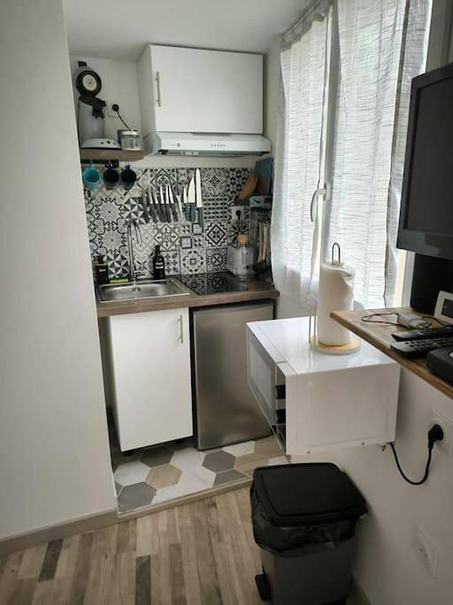 Petite dépendance privée in Précy-sur-Marne, Seine-et-Marne