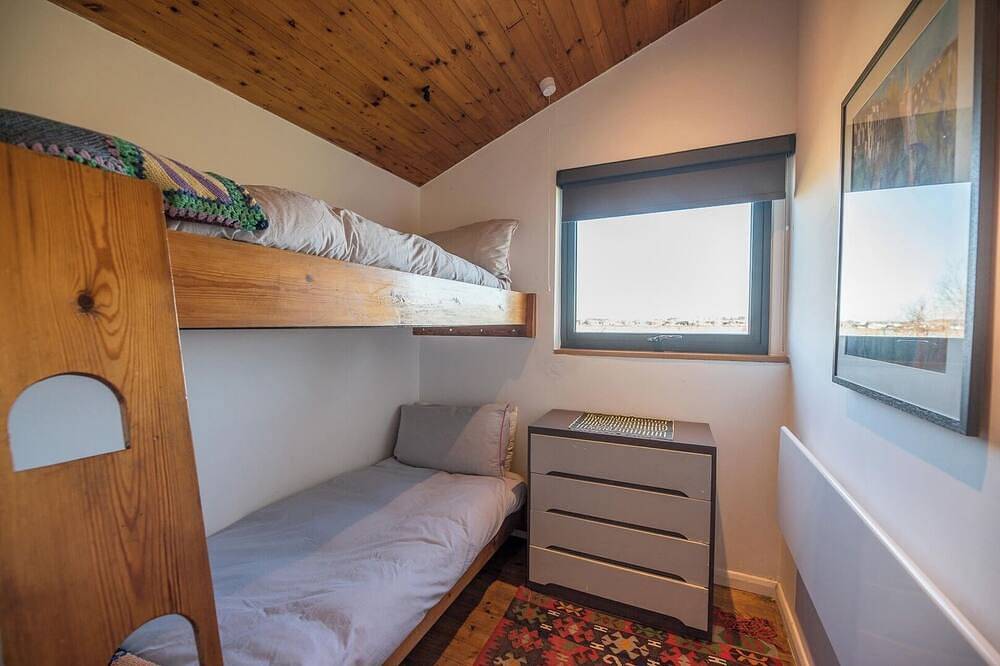 Entire apartment, The Hut, Walberswick in Walberswick, Sunrise Coast