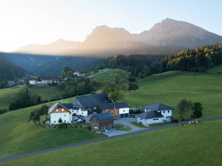 Ferienhaus für 5 Personen, mit Garten und Ausblick sowie Balkon, kinderfreundlich in Spital am Pyhrn